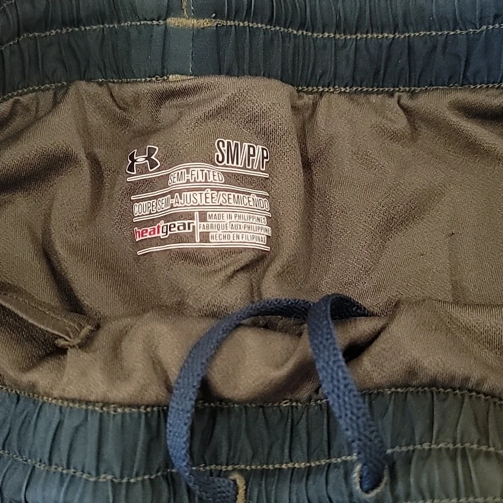 Under Armour Running Short - Picture 2 of 3